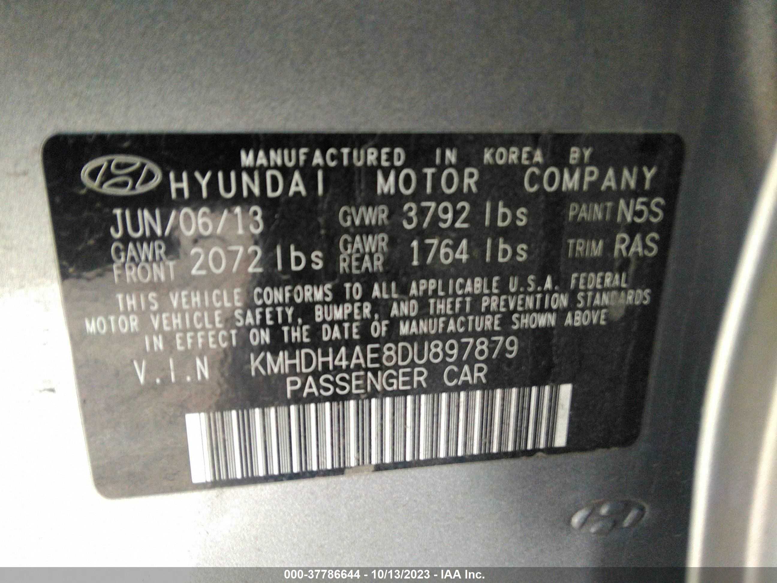 Photo 8 VIN: KMHDH4AE8DU897879 - HYUNDAI ELANTRA 