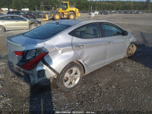 Photo 3 VIN: KMHDH4AE8DU903549 - HYUNDAI ELANTRA 