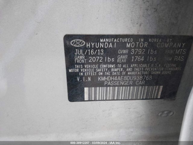 Photo 8 VIN: KMHDH4AE8DU938768 - HYUNDAI ELANTRA 