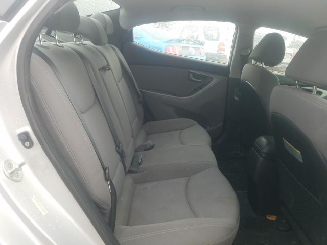 Photo 5 VIN: KMHDH4AE8FU226375 - HYUNDAI ELANTRA SE 