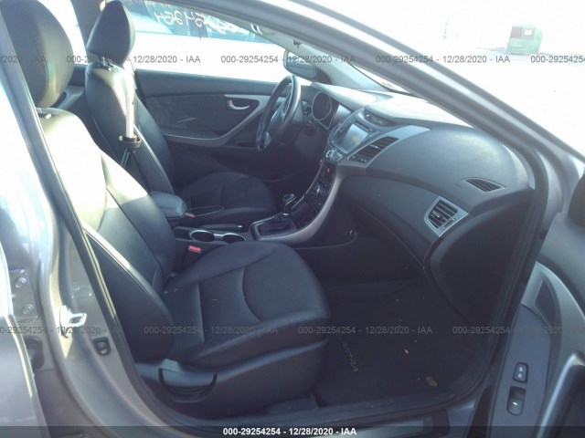 Photo 4 VIN: KMHDH4AE8FU237635 - HYUNDAI ELANTRA 