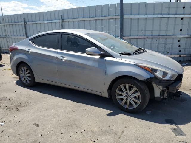 Photo 3 VIN: KMHDH4AE8FU254161 - HYUNDAI ELANTRA SE 