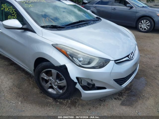 Photo 5 VIN: KMHDH4AE8FU263880 - HYUNDAI ELANTRA 