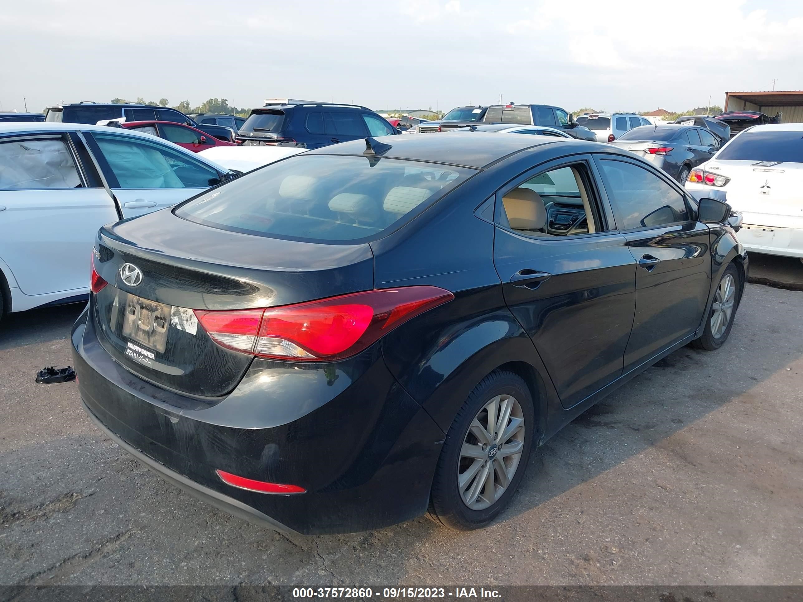 Photo 3 VIN: KMHDH4AE8FU279190 - HYUNDAI ELANTRA 