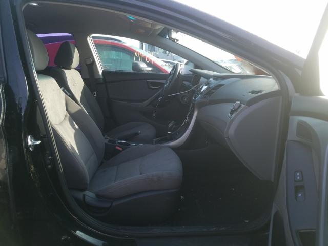 Photo 4 VIN: KMHDH4AE8FU382559 - HYUNDAI ELANTRA SE 