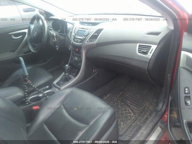 Photo 4 VIN: KMHDH4AE8GU599174 - HYUNDAI ELANTRA 