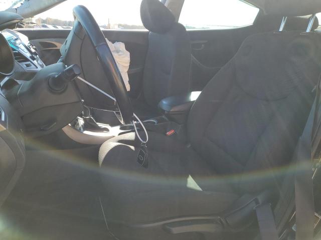 Photo 6 VIN: KMHDH4AE8GU618595 - HYUNDAI ELANTRA 