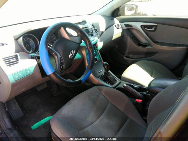 Photo 4 VIN: KMHDH4AE8GU628432 - HYUNDAI ELANTRA 