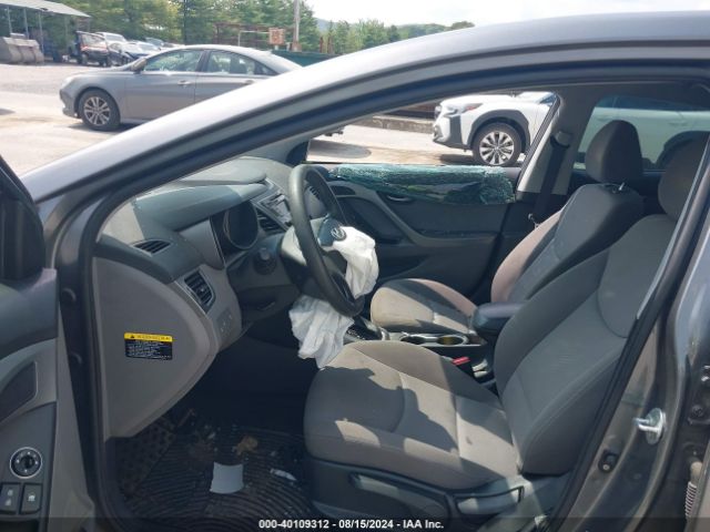 Photo 4 VIN: KMHDH4AE8GU647000 - HYUNDAI ELANTRA 