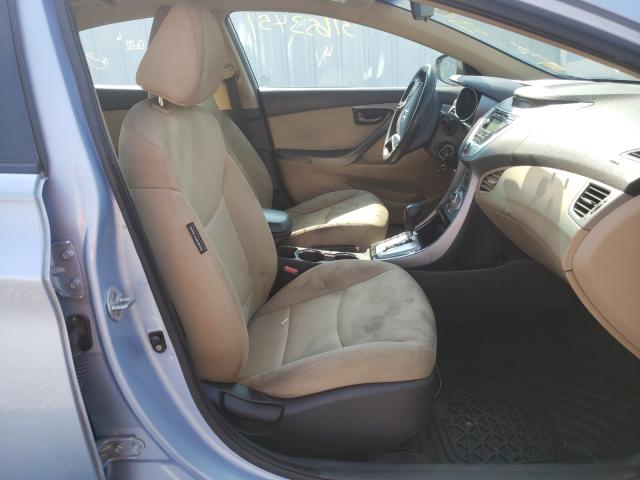 Photo 4 VIN: KMHDH4AE9BU104215 - HYUNDAI ELANTRA GL 