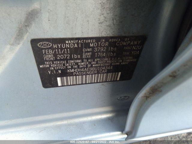 Photo 8 VIN: KMHDH4AE9BU104344 - HYUNDAI ELANTRA 