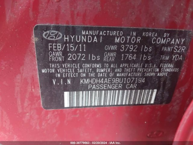 Photo 8 VIN: KMHDH4AE9BU107194 - HYUNDAI ELANTRA 