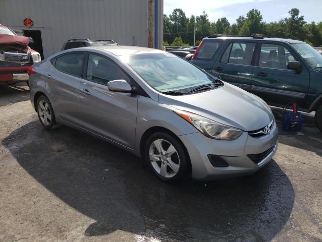 Photo 3 VIN: KMHDH4AE9BU126053 - HYUNDAI ELANTRA GL 