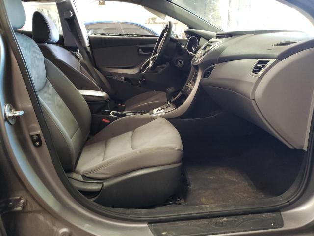 Photo 4 VIN: KMHDH4AE9BU136422 - HYUNDAI ELANTRA GL 