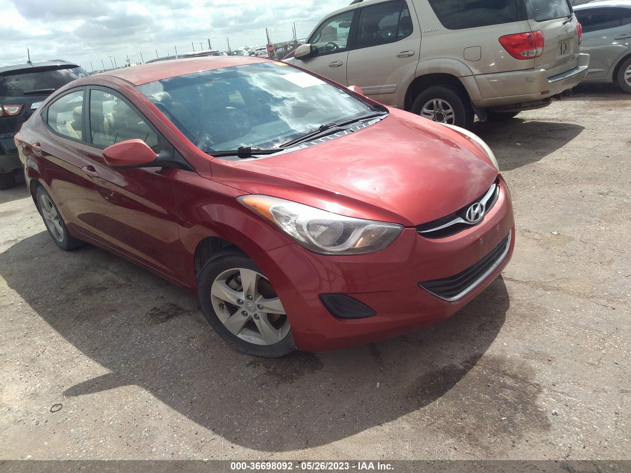 Photo 0 VIN: KMHDH4AE9BU145461 - HYUNDAI ELANTRA 