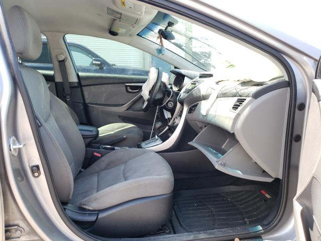 Photo 4 VIN: KMHDH4AE9BU146089 - HYUNDAI ELANTRA GL 