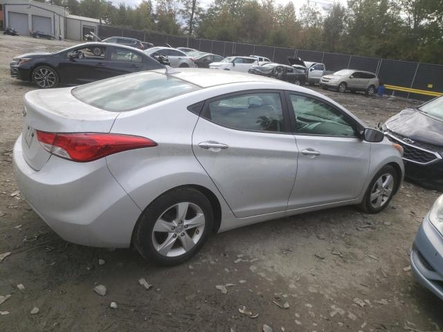 Photo 2 VIN: KMHDH4AE9BU149204 - HYUNDAI ELANTRA 