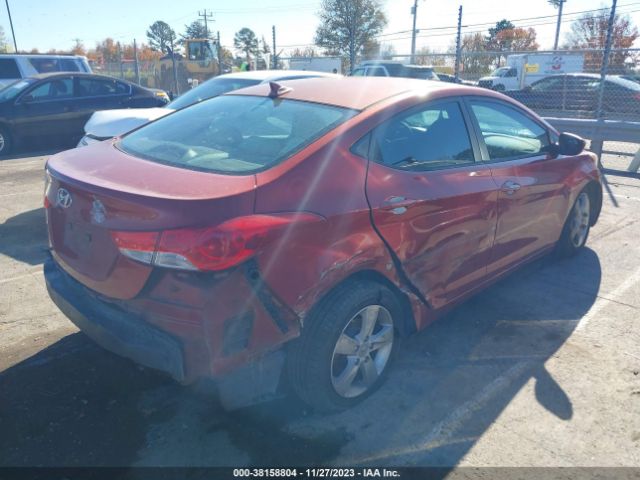 Photo 3 VIN: KMHDH4AE9BU156833 - HYUNDAI ELANTRA 