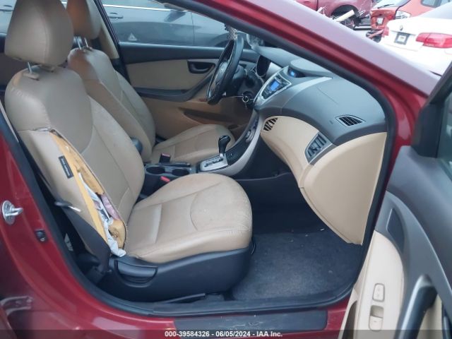 Photo 4 VIN: KMHDH4AE9CU242175 - HYUNDAI ELANTRA 