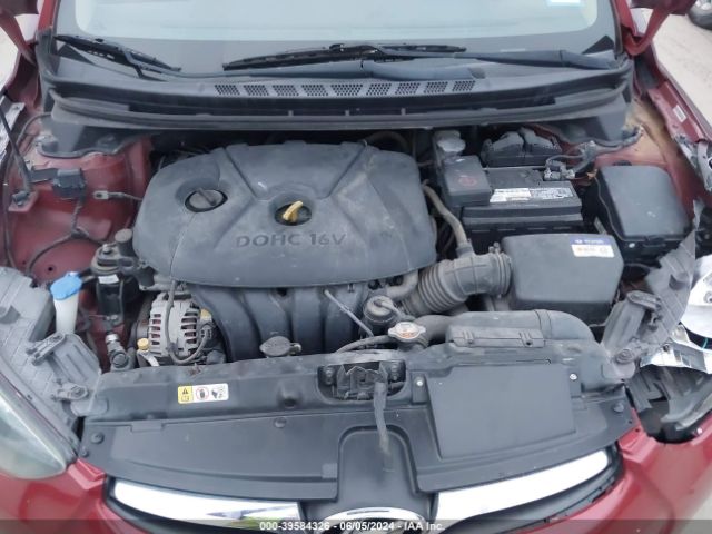 Photo 9 VIN: KMHDH4AE9CU242175 - HYUNDAI ELANTRA 