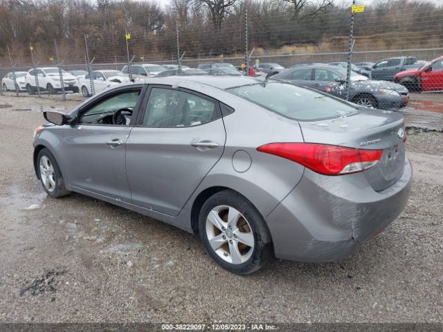 Photo 2 VIN: KMHDH4AE9CU257615 - HYUNDAI ELANTRA 