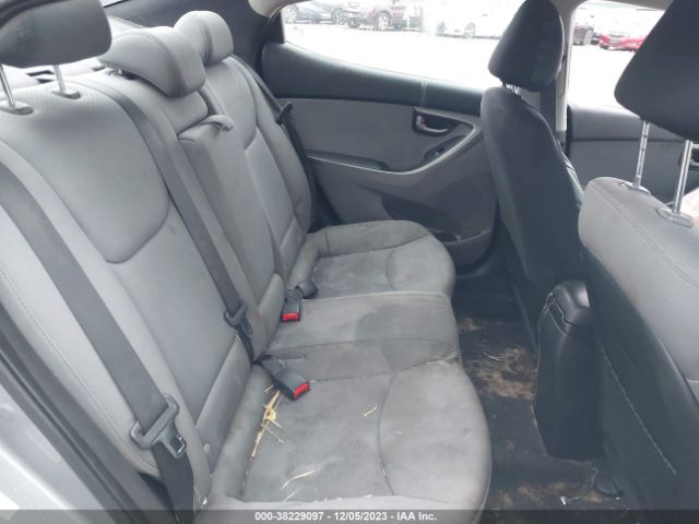 Photo 7 VIN: KMHDH4AE9CU257615 - HYUNDAI ELANTRA 