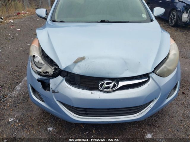 Photo 5 VIN: KMHDH4AE9CU265858 - HYUNDAI ELANTRA 