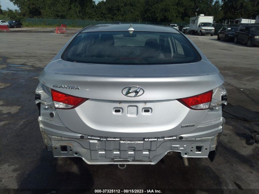 Photo 15 VIN: KMHDH4AE9CU341529 - HYUNDAI ELANTRA 