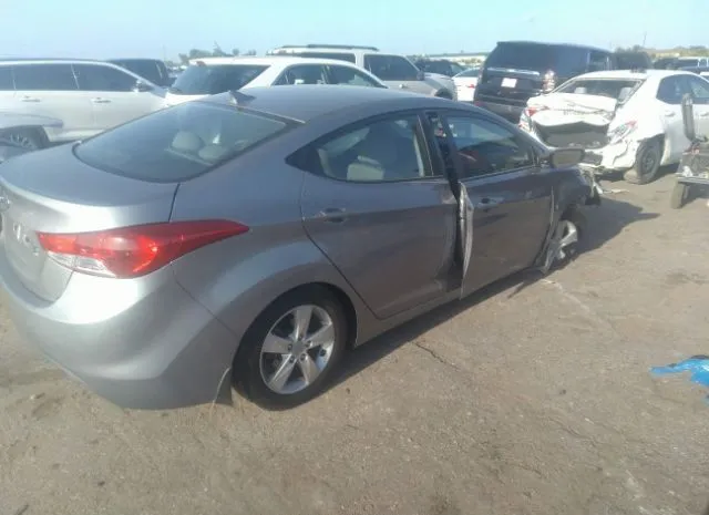 Photo 3 VIN: KMHDH4AE9CU386535 - HYUNDAI ELANTRA 