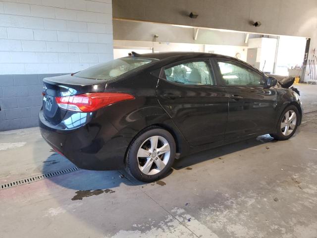 Photo 2 VIN: KMHDH4AE9CU390617 - HYUNDAI ELANTRA 