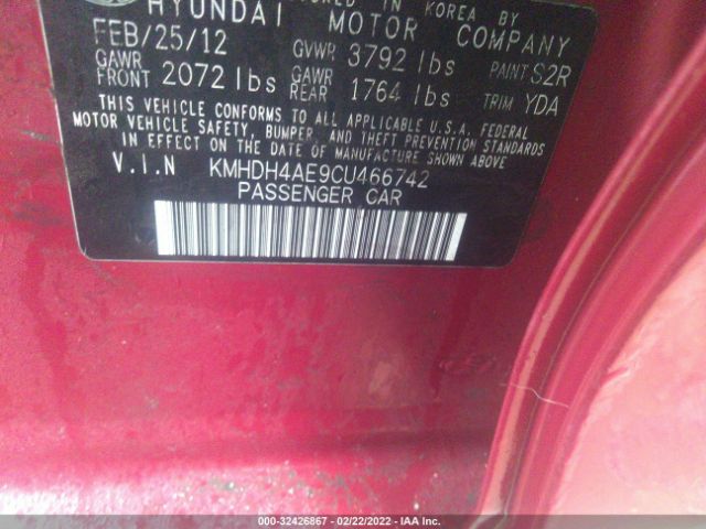 Photo 8 VIN: KMHDH4AE9CU466742 - HYUNDAI ELANTRA 