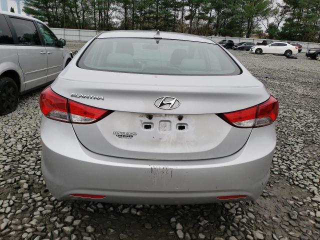 Photo 5 VIN: KMHDH4AE9DU002965 - HYUNDAI ELANTRA 