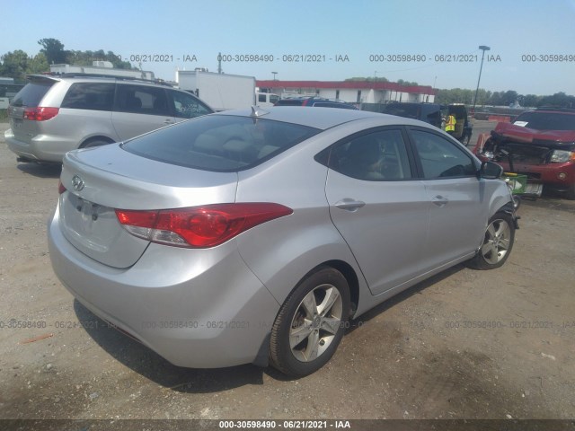 Photo 3 VIN: KMHDH4AE9DU011200 - HYUNDAI ELANTRA 