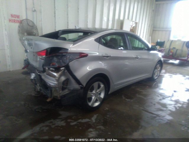 Photo 3 VIN: KMHDH4AE9DU024898 - HYUNDAI ELANTRA 