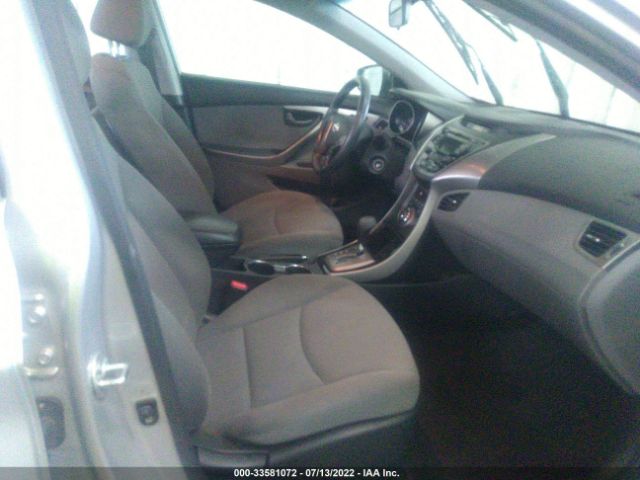 Photo 4 VIN: KMHDH4AE9DU024898 - HYUNDAI ELANTRA 