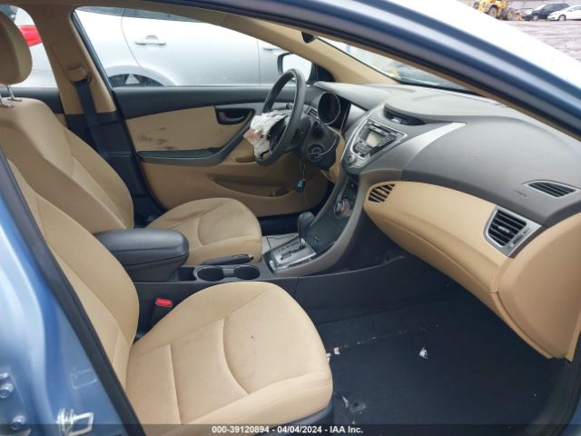 Photo 4 VIN: KMHDH4AE9DU486801 - HYUNDAI ELANTRA 