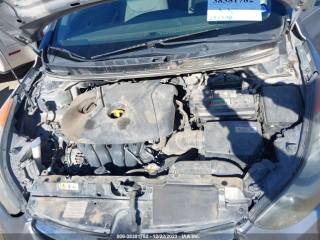 Photo 9 VIN: KMHDH4AE9DU487172 - HYUNDAI ELANTRA 