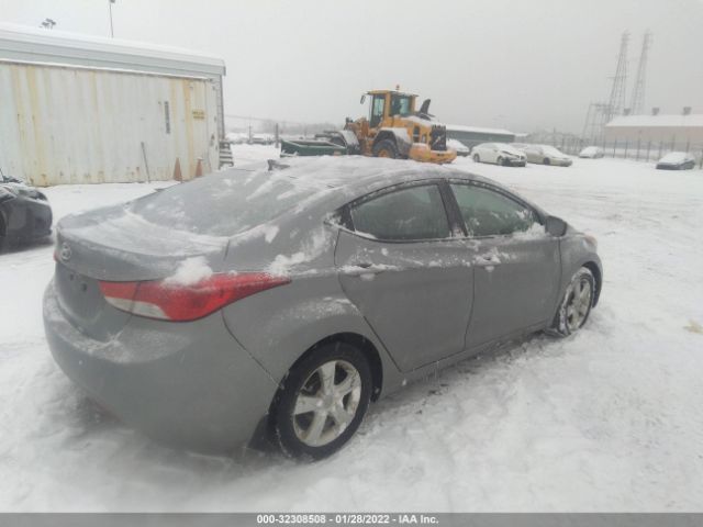 Photo 3 VIN: KMHDH4AE9DU499581 - HYUNDAI ELANTRA 