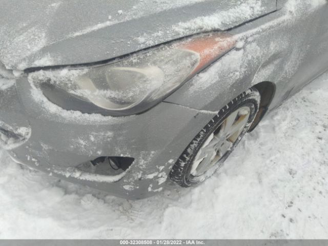 Photo 5 VIN: KMHDH4AE9DU499581 - HYUNDAI ELANTRA 