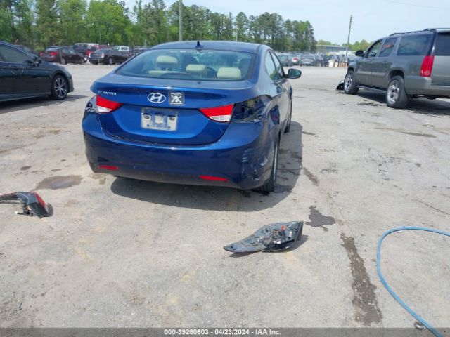 Photo 3 VIN: KMHDH4AE9DU510028 - HYUNDAI ELANTRA 