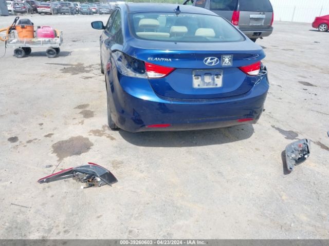 Photo 5 VIN: KMHDH4AE9DU510028 - HYUNDAI ELANTRA 