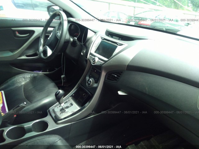 Photo 4 VIN: KMHDH4AE9DU531753 - HYUNDAI ELANTRA 