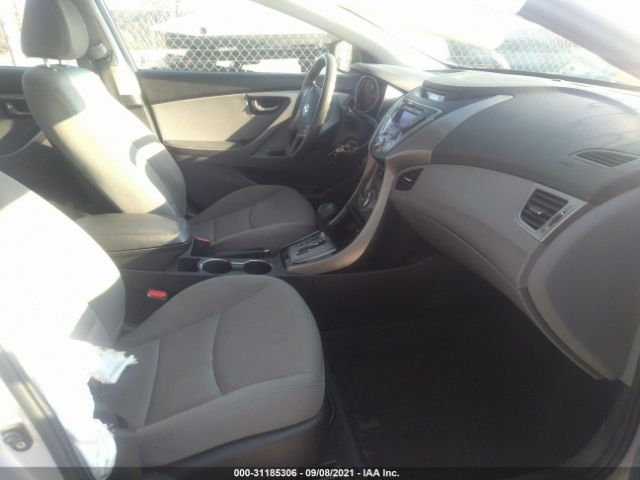 Photo 4 VIN: KMHDH4AE9DU554241 - HYUNDAI ELANTRA 