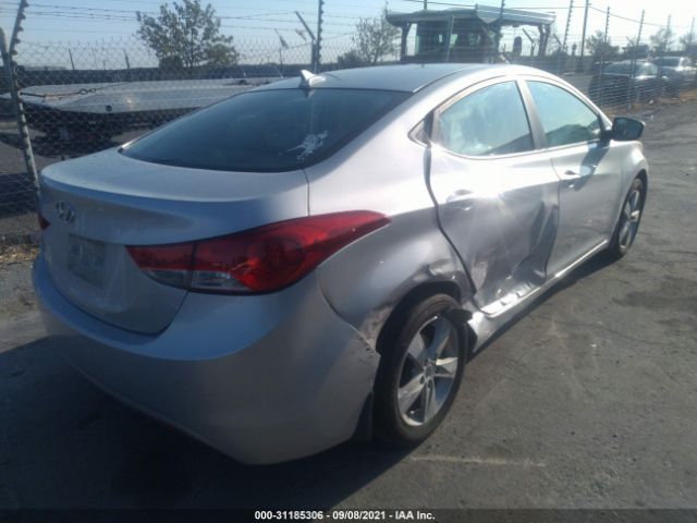 Photo 5 VIN: KMHDH4AE9DU554241 - HYUNDAI ELANTRA 