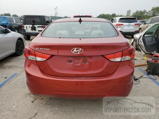 Photo 5 VIN: KMHDH4AE9DU564901 - HYUNDAI ELANTRA 