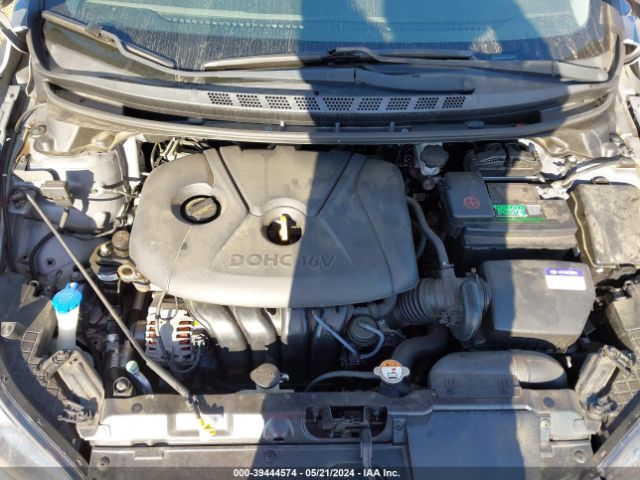 Photo 9 VIN: KMHDH4AE9DU635689 - HYUNDAI ELANTRA 