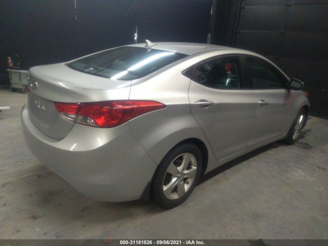 Photo 3 VIN: KMHDH4AE9DU730477 - HYUNDAI ELANTRA 