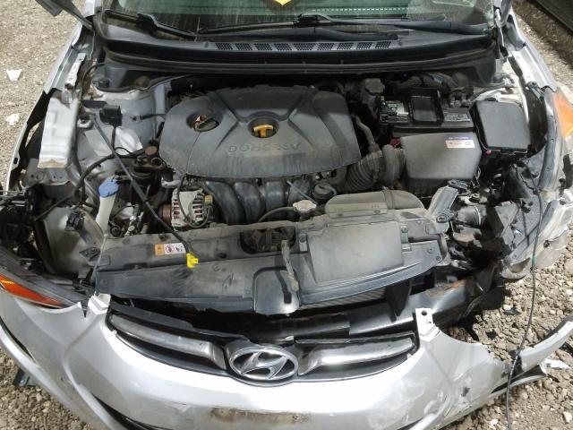 Photo 6 VIN: KMHDH4AE9DU779498 - HYUNDAI ELANTRA GL 