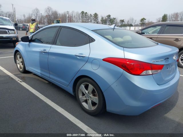 Photo 2 VIN: KMHDH4AE9DU815447 - HYUNDAI ELANTRA 