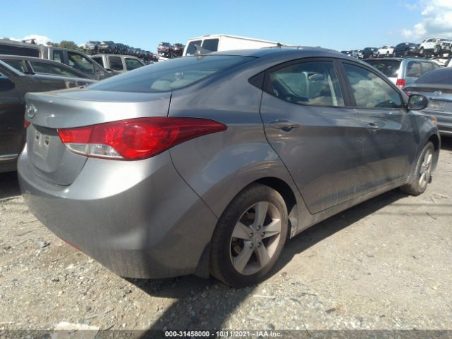 Photo 3 VIN: KMHDH4AE9DU921624 - HYUNDAI ELANTRA 